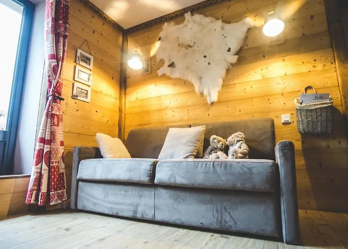 Le Chale Heureux جوراردُميه